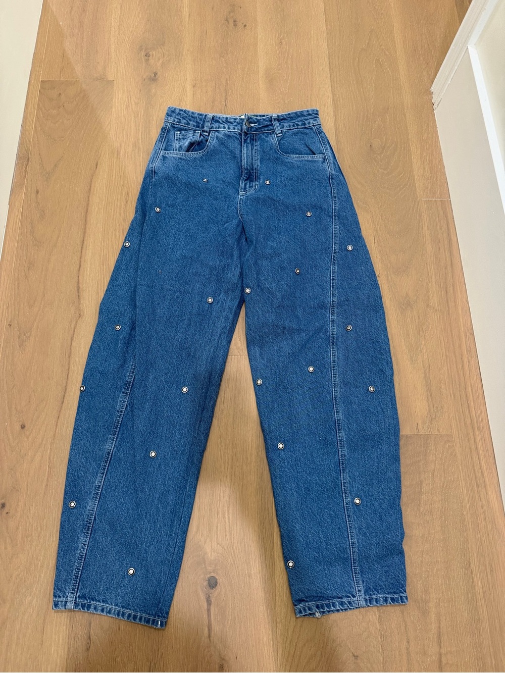 Sixxta Sparx Eggs balloon Embellished Jeans size 4 - Picture 5 of 7